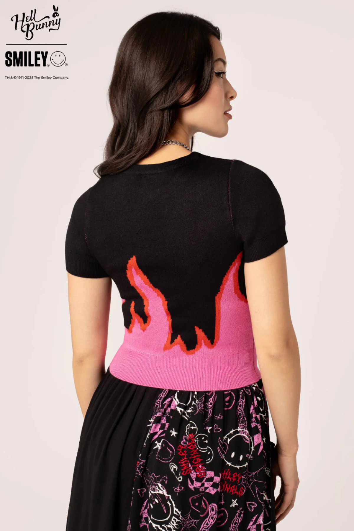 Dylan Top – Sort strik med pink flammer & Smiley®-broderi