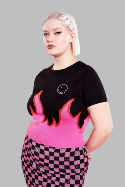 Dylan Top – Sort strik med pink flammer & Smiley®-broderi