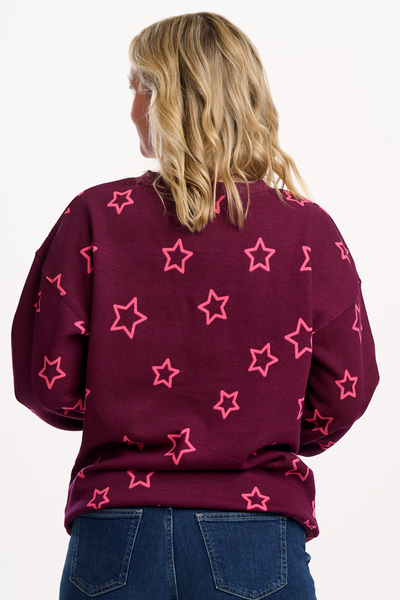 Bagside af Eadie Relaxed Sweatshirt med allover stjerneprint.