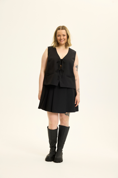 Zinnia Vest Sort