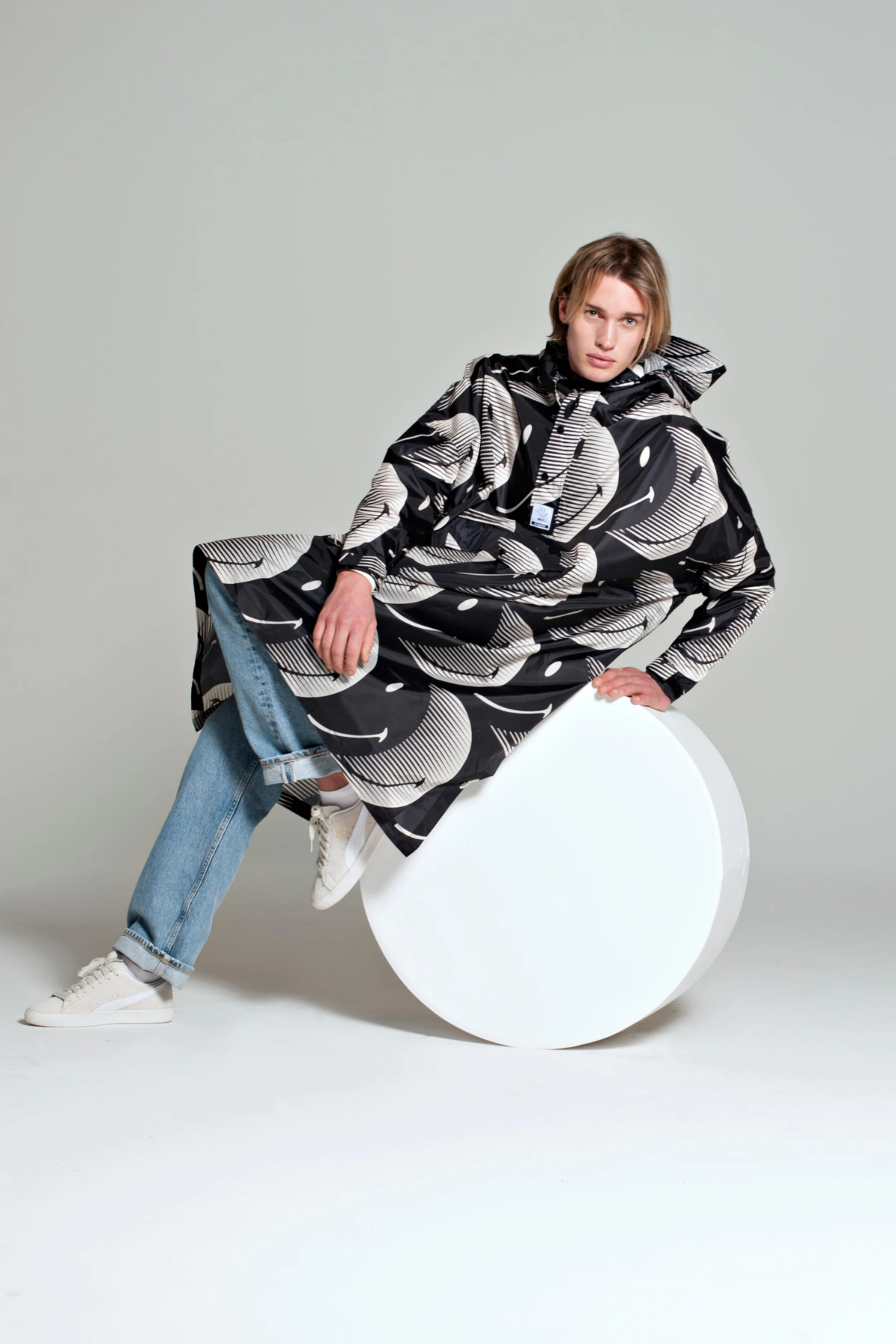 RegnPoncho  Half moon Smiley Sort/hvid