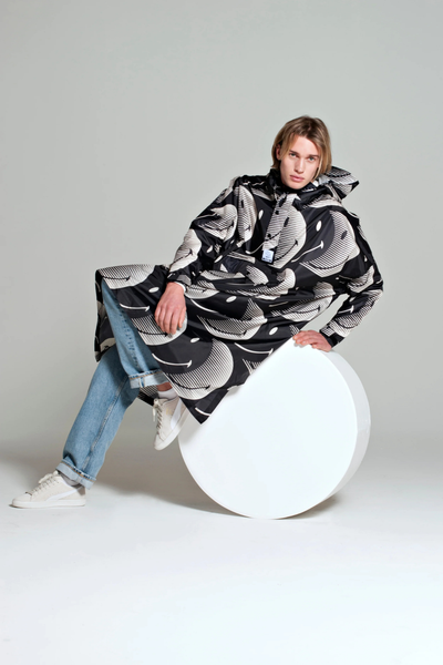 RegnPoncho  Half moon Smiley Sort/hvid