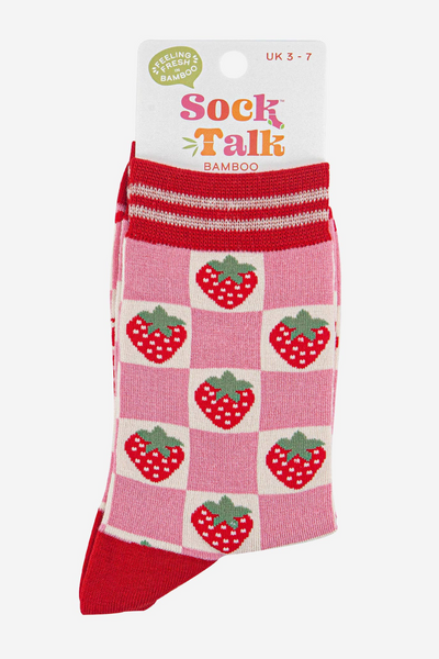 Sock Talk Strawberry Picnic bambusstrømper i emballage.