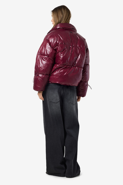 ALLIE SHINY PUFFER JAKKE Vinrød