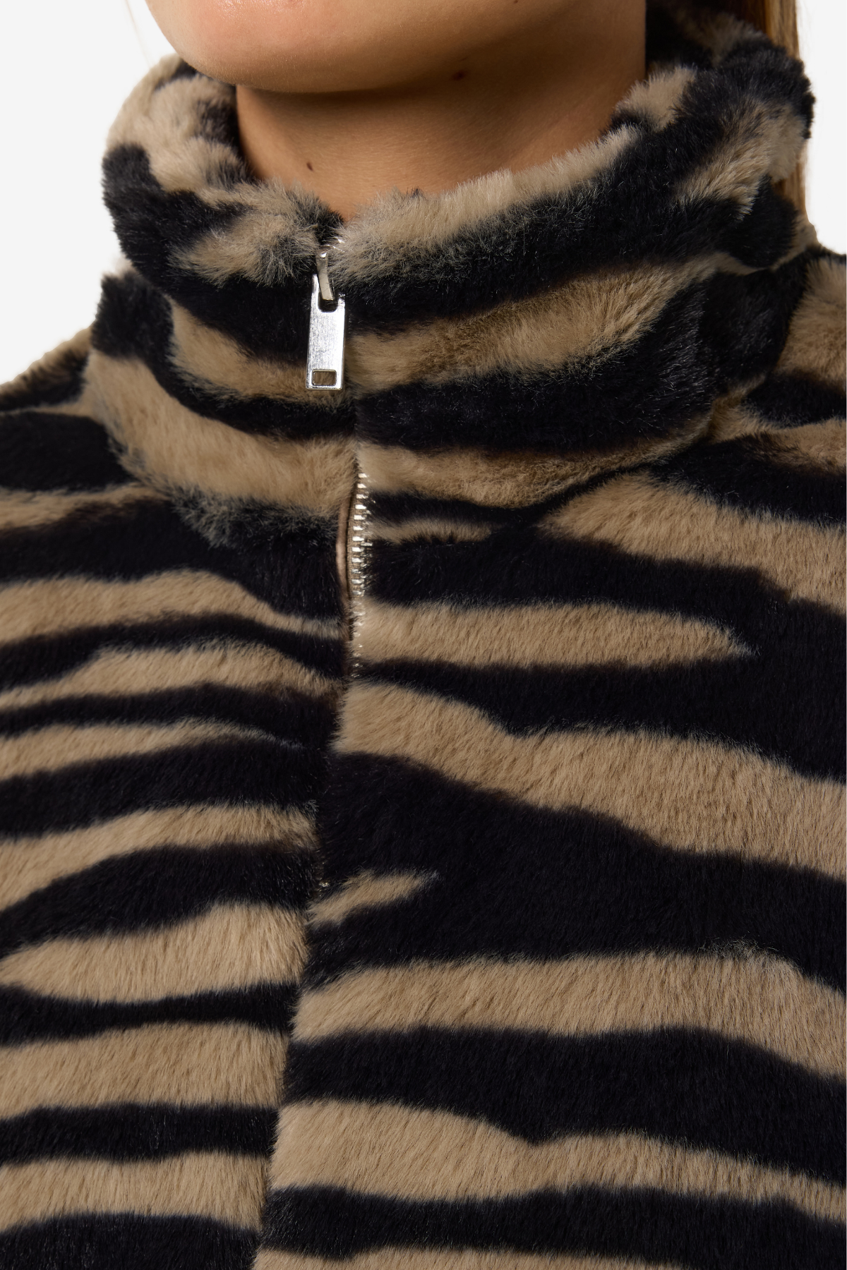 SEOUL JAKKE -TIGER FAUX FUR