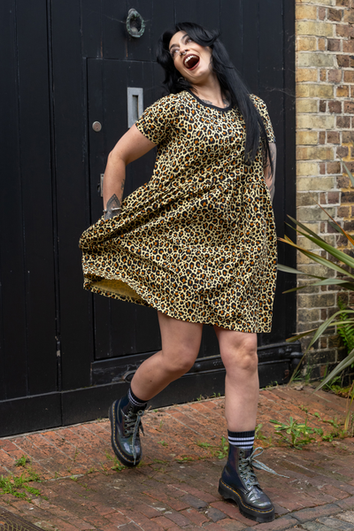 Jersey Kjole med leopard print - Classic Leopard Print Smock Dress