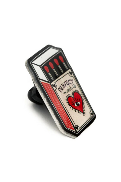Perfect Match Pin set fra siden med gummilukning