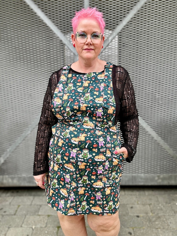 Pinafore Dress Capybara Fairies Multifarvet