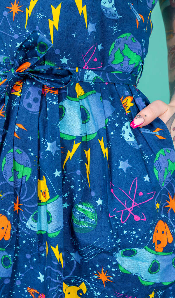 Dogs in Space Tea Dress Blå