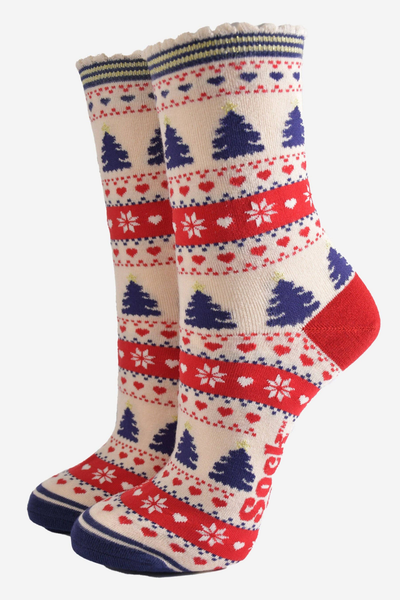 Sock Talk Fair Isle bambusstrømper i creme/rød/navy – frontvinkel med julemotiv