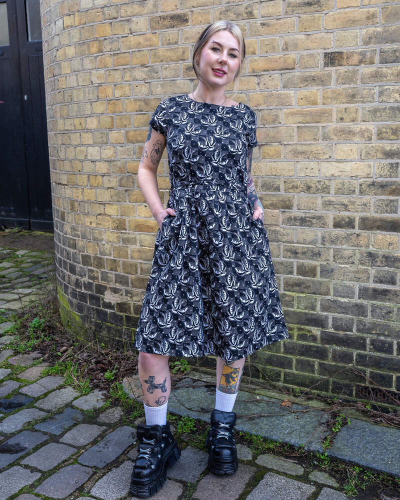 Checkerboard Swallow Tea Dress Grå/Sort